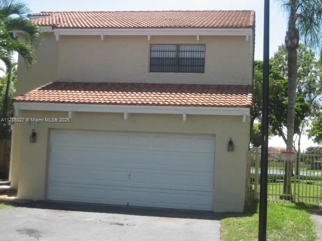 1 of 32 - 13224 Sw 10 Te, Miami, FL