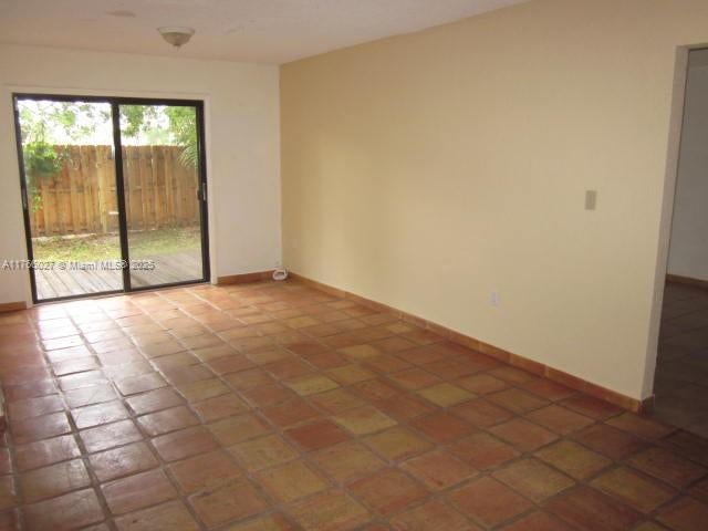 3 of 32 - 13224 Sw 10 Te, Miami, FL