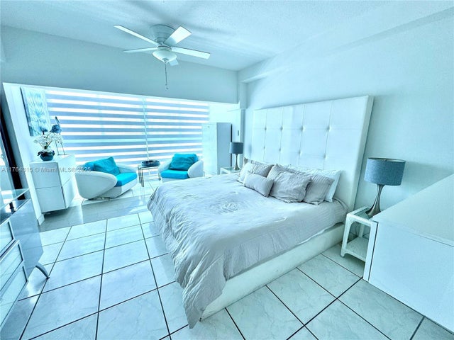 4 of 24 - 5445 Collins Ave Th-11, Miami Beach, FL