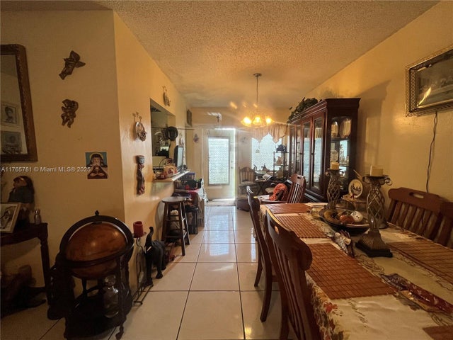3 of 26 - 12665 Ne 16th Ave 15, North Miami, FL