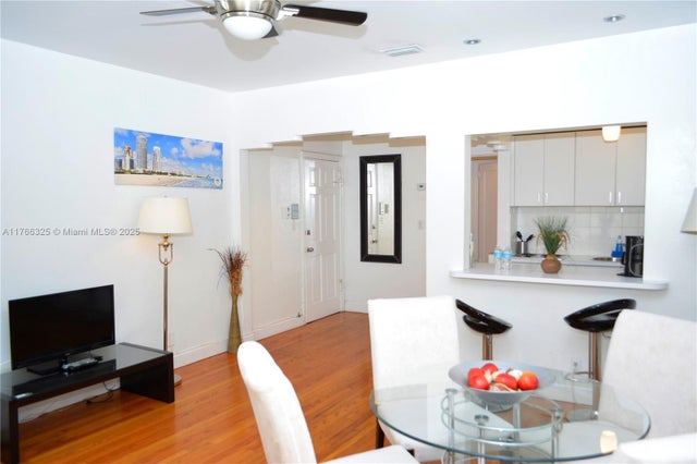 4 of 11 - 1021 Euclid Ave 8, Miami Beach, FL