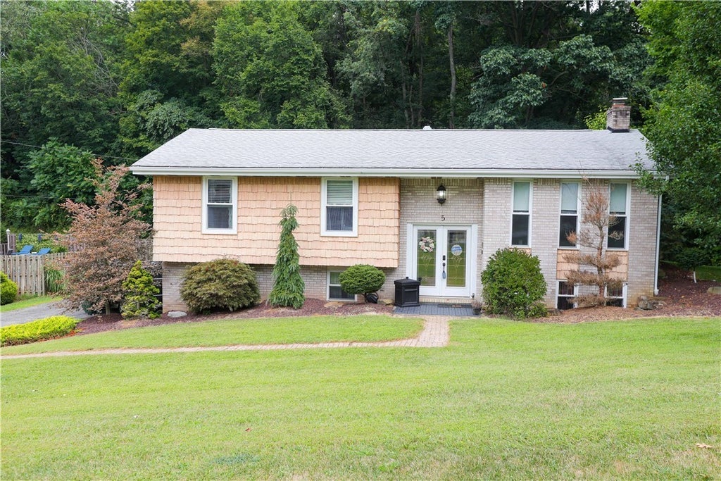 5 Wesley Street, Charleroi