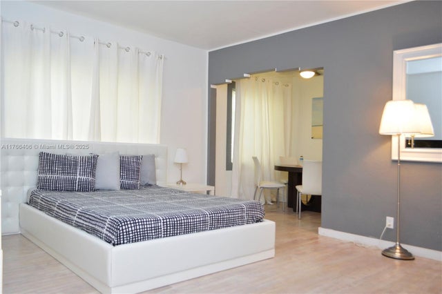 1 of 8 - 1021 Euclid Ave 5, Miami Beach, FL