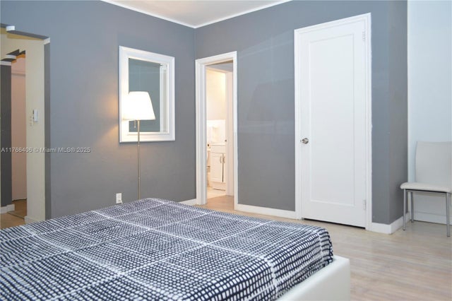2 of 8 - 1021 Euclid Ave 5, Miami Beach, FL