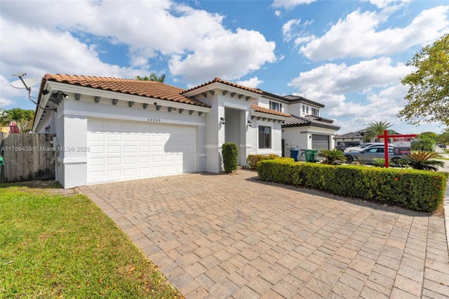 1 of 44 - 14555 Sw 32nd St, Miami, FL