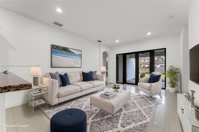 4 of 44 - 14555 Sw 32nd St, Miami, FL