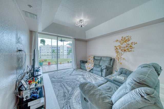 2 of 34 - 10700 Nw 66th St 309, Doral, FL