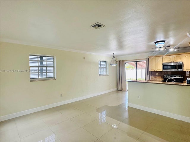 3 of 13 - 1441 N 72nd Ave, Hollywood, FL