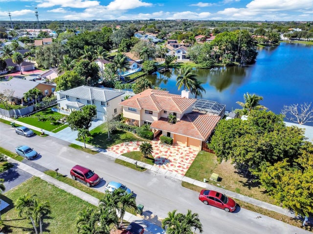 1 of 51 - 1500 Sw 98th Ave, Pembroke Pines, FL