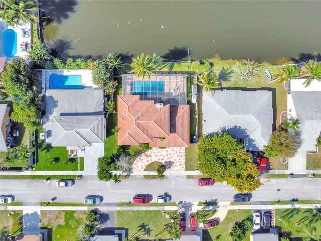 5 of 51 - 1500 Sw 98th Ave, Pembroke Pines, FL