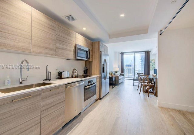 2 of 12 - 121 Ne 34th St 1603, Miami, FL