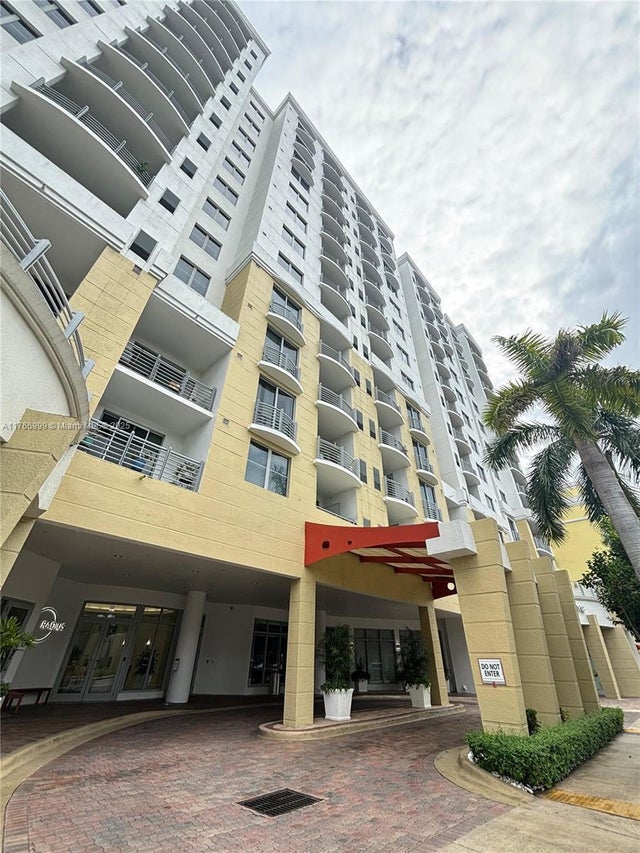 4 of 22 - 1830 Radius Dr 604, Hollywood, FL