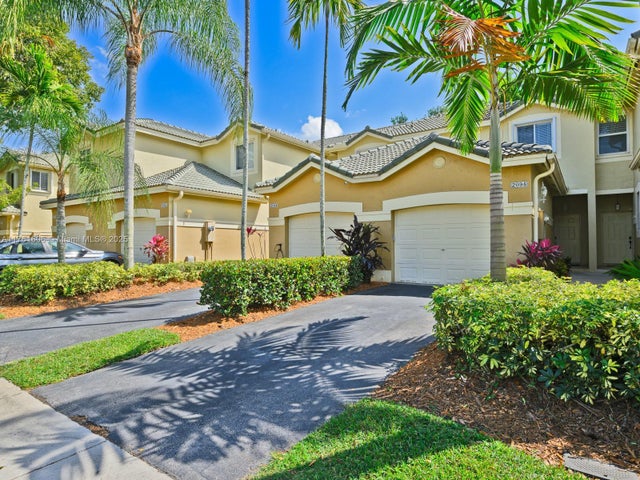 5 of 44 - 2094 Hacienda Ter 2094, Weston, FL