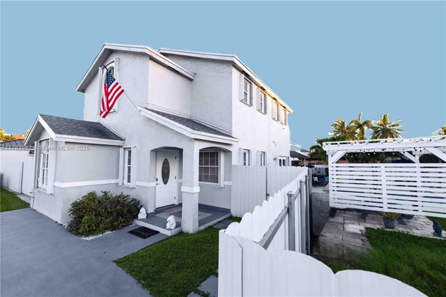 14016 Sw 160th St, Miami