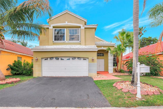 1 of 24 - 421 Bermuda Springs Dr, Weston, FL