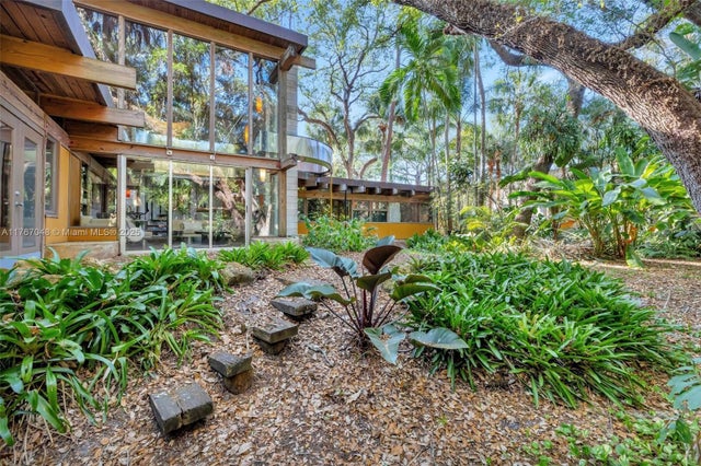 3 of 84 - 2410 Sw 29th Way, Fort Lauderdale, FL