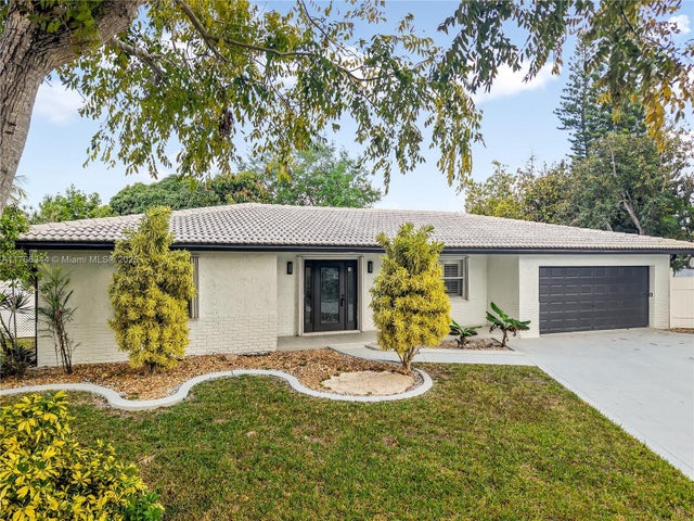 2 of 27 - 4321 Nw 110th Ct, Coral Springs, FL