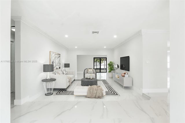 4 of 27 - 4321 Nw 110th Ct, Coral Springs, FL