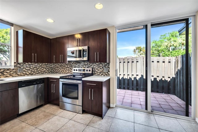 2 of 40 - 5762 Fox Hollow Dr C, Boca Raton, FL