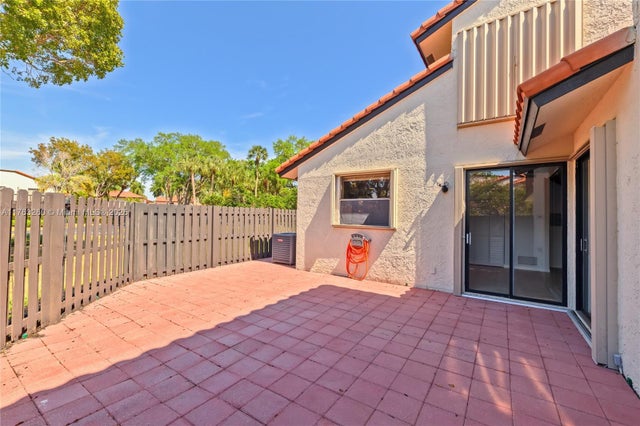 4 of 40 - 5762 Fox Hollow Dr C, Boca Raton, FL