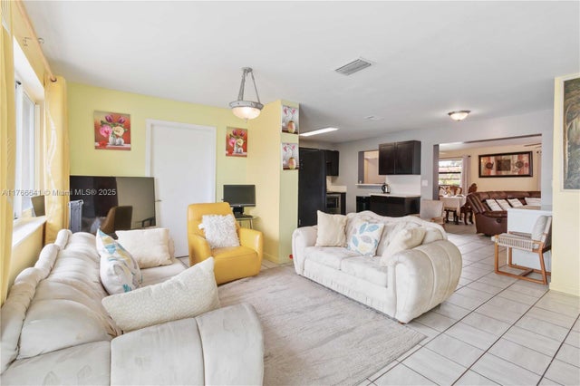 3 of 17 - 14461 Sw 285th St, Homestead, FL