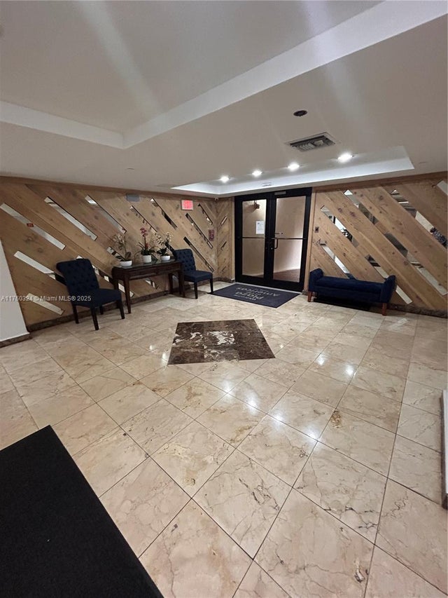 4 of 39 - 17021 N Bay Rd 828, Sunny Isles Beach, FL