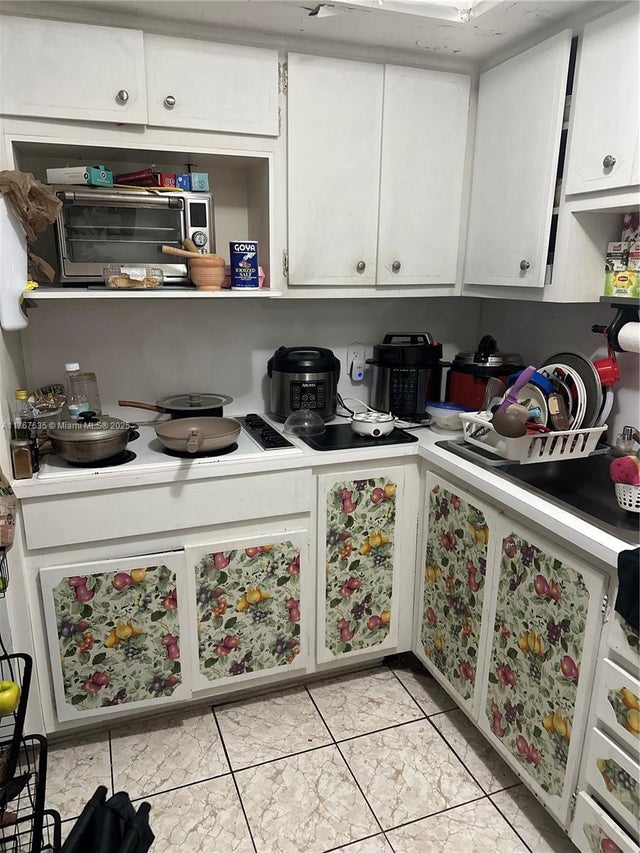 2 of 13 - 1400 Ne 169th St 215, Miami, FL