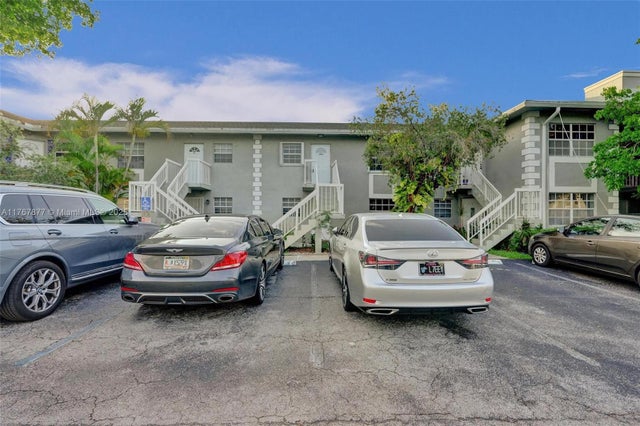 1 of 38 - 426 Ne 210th Cir Ter 104-2, Miami, FL