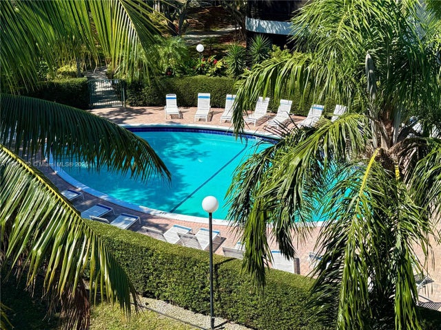 1 of 24 - 1470 Sheridan St 22c, Hollywood, FL