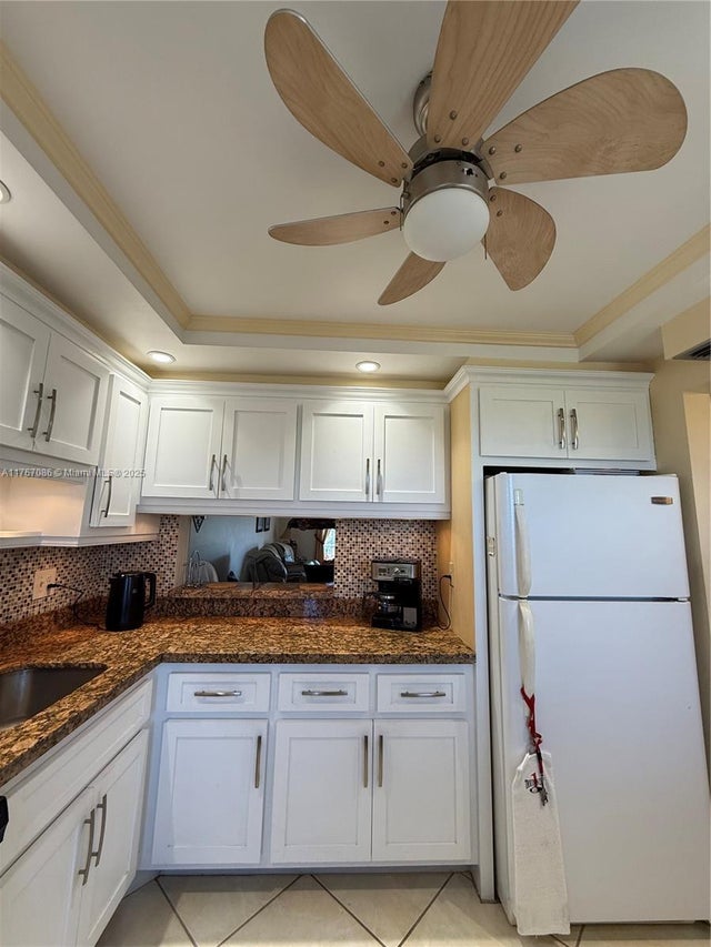 3 of 30 - 4800 Hillcrest Ln 511, Hollywood, FL