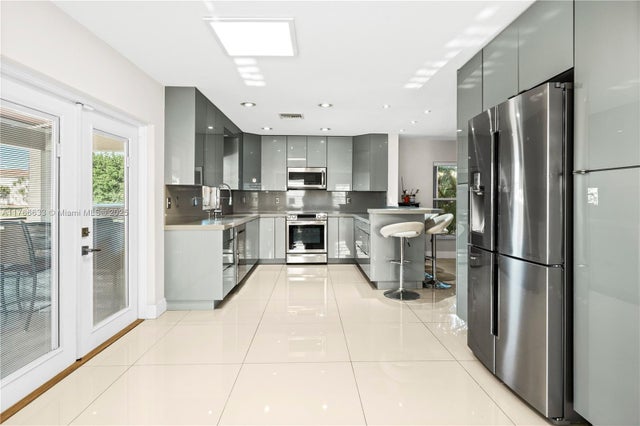 5 of 43 - 13335 Sw 24th St, Miramar, FL