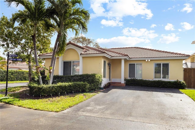1 of 40 - 5717 Nw 102nd Pl, Doral, FL