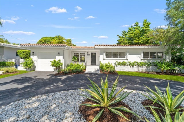 1 of 19 - 411 Malaga Ave, Coral Gables, FL