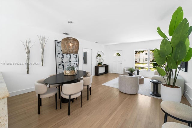 3 of 19 - 411 Malaga Ave, Coral Gables, FL
