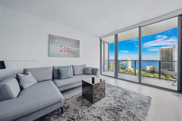 3 of 36 - 121 Ne 34th St 2805, Miami, FL