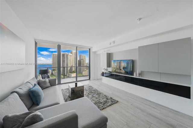 4 of 36 - 121 Ne 34th St 2805, Miami, FL