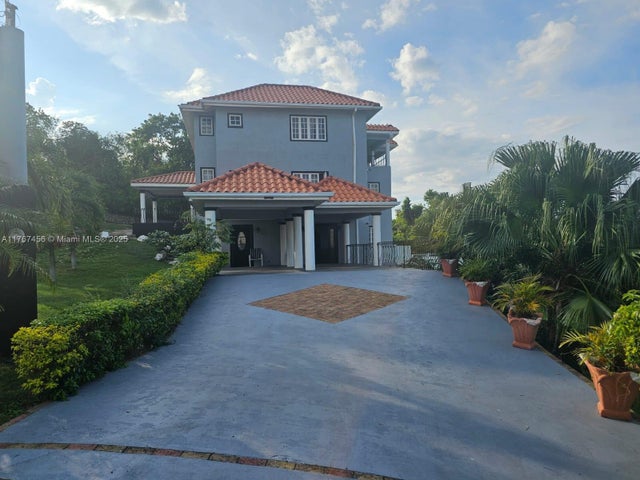 1 of 42 - 00 Discovery Pointe Ocean/mountain View Pool Home, Di, St Ann, 