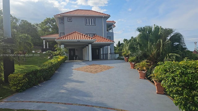 2 of 42 - 00 Discovery Pointe Ocean/mountain View Pool Home, Di, St Ann, 
