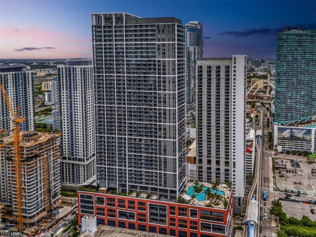 1 of 21 - 601 Ne 1st Ave Lph 4814, Miami, FL