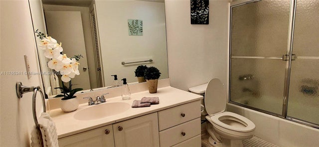 5 of 22 - 19390 Collins Ave 312, Sunny Isles Beach, FL