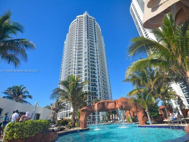 1 of 10 - 18001 Collins Ave 1415, Sunny Isles Beach, FL