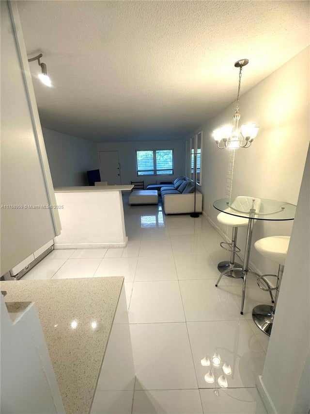 4 of 7 - 1120 102nd St 4, Bay Harbor Islands, FL