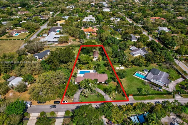 2 of 52 - 8735 Sw 118th St, Miami, FL