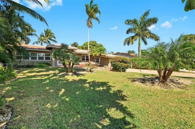 2 of 25 - 2725 Ne 21st Ave, Fort Lauderdale, FL