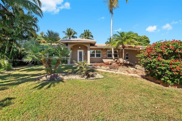 4 of 25 - 2725 Ne 21st Ave, Fort Lauderdale, FL