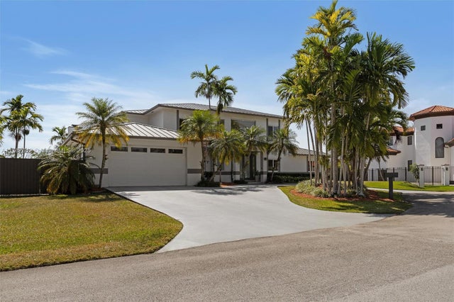 3 of 50 - 9880 Sw 148th Ter, Miami, FL