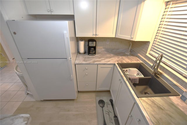 4 of 47 - 2735 E Dudley Dr. B, West Palm Beach, FL