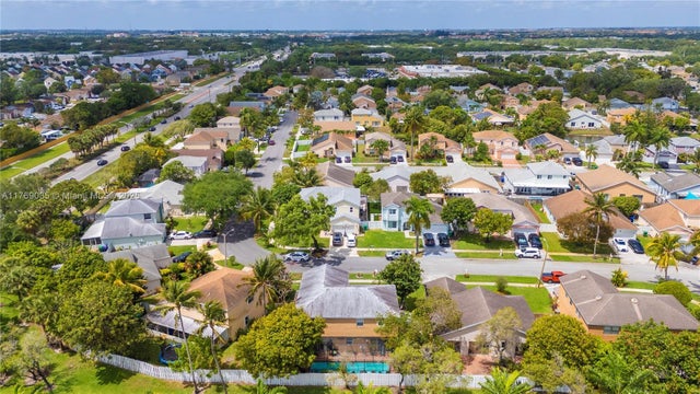 5 of 35 - 3261 Salinas Way, Miramar, FL