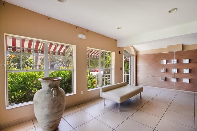 1 of 9 - 1244 Pennsylvania Ave 307, Miami Beach, FL
