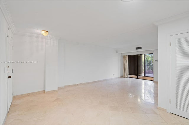 5 of 32 - 77 Crandon Blvd 2b, Key Biscayne, FL